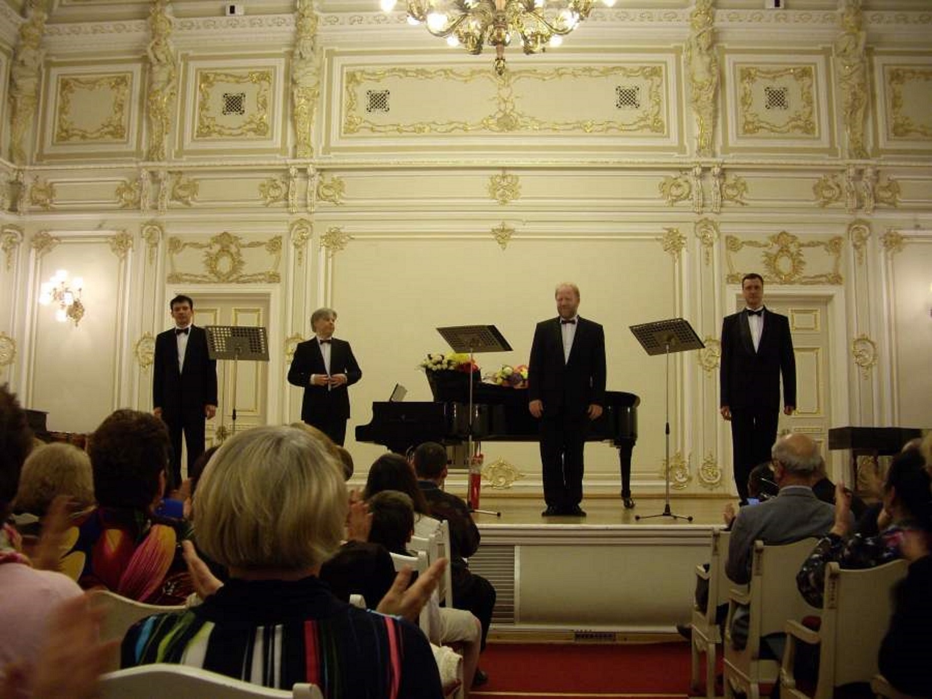 Филармония санкт петербург малый зал фото